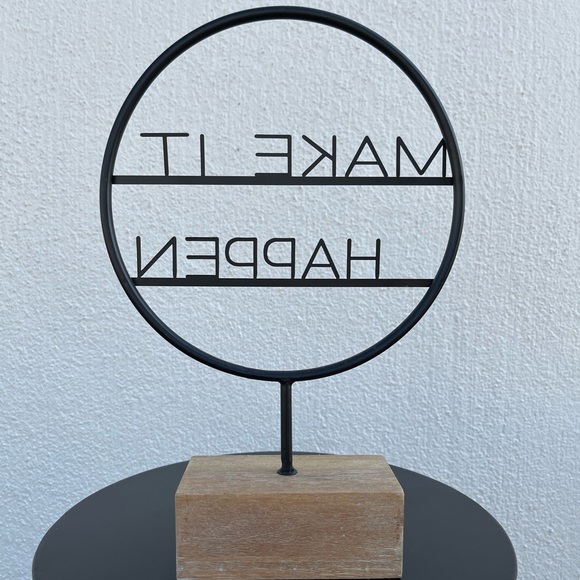 Home decorating - Picture 2 of 2